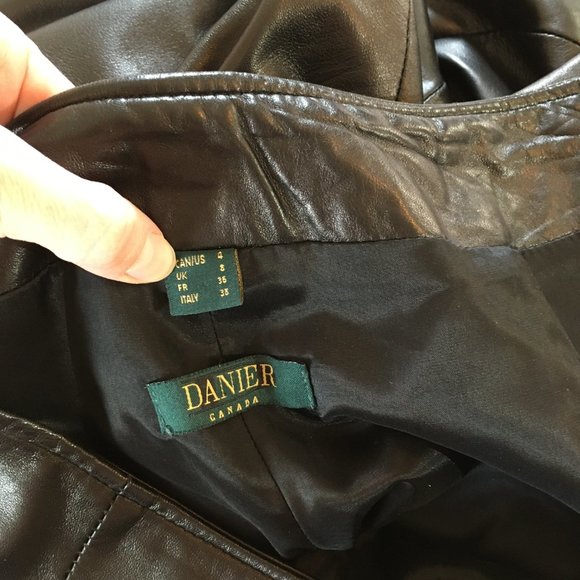 Danier black leather pants - Picture 3 of 3
